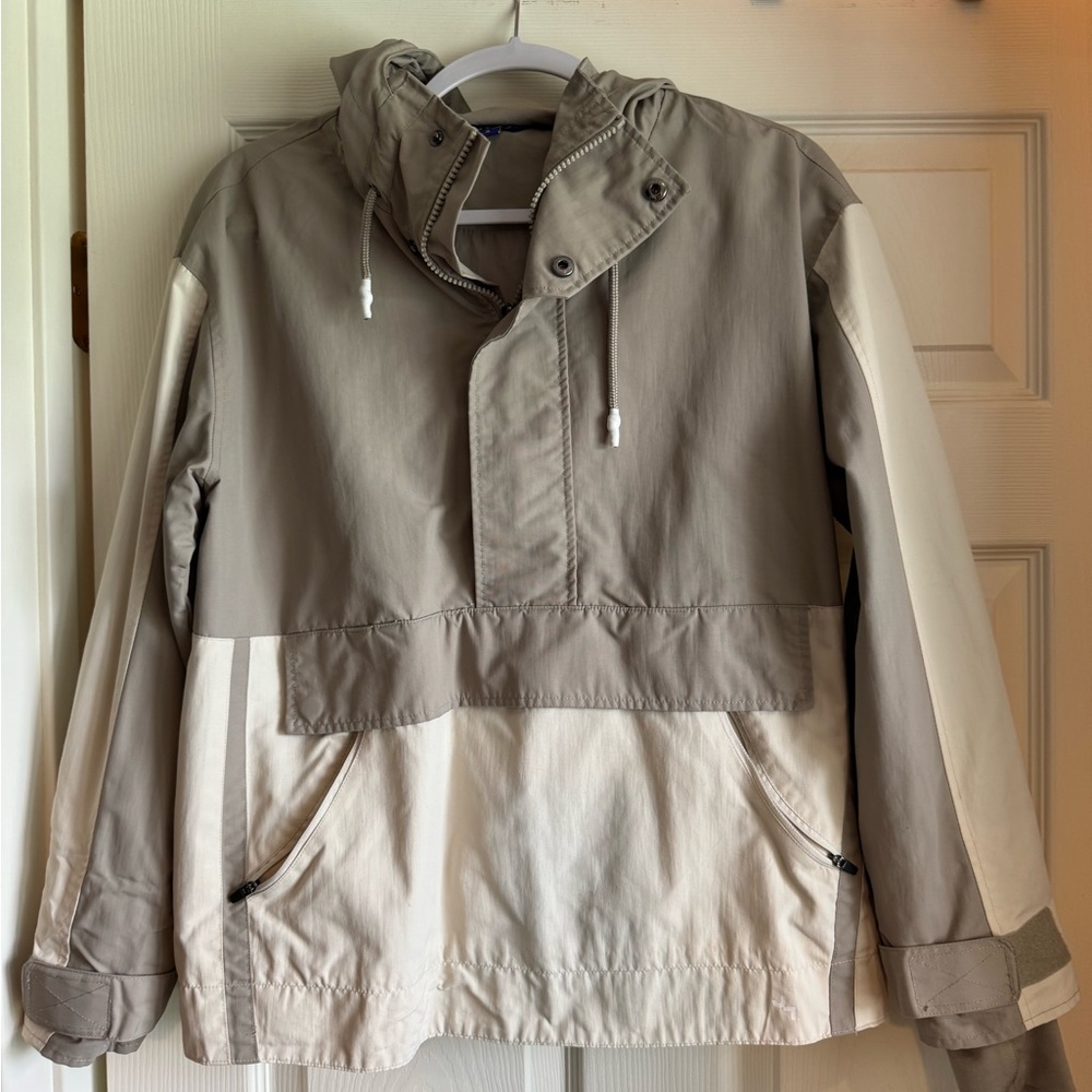 JoyLab Two-Tone Hooded Windbreaker Jacket in Taupe & Cream